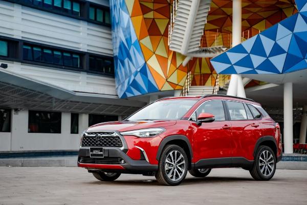 Giá xe Toyota Corolla Cross [company field=